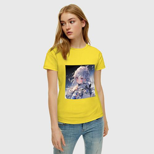 Женская футболка Девочка с бутылкой / Желтый – фото 3