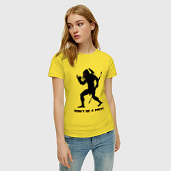 Футболка хлопковая женская Космический охотник, цвет: желтый — фото 2