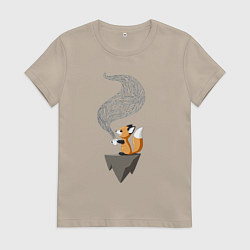 Женская футболка Лиса пьет чай