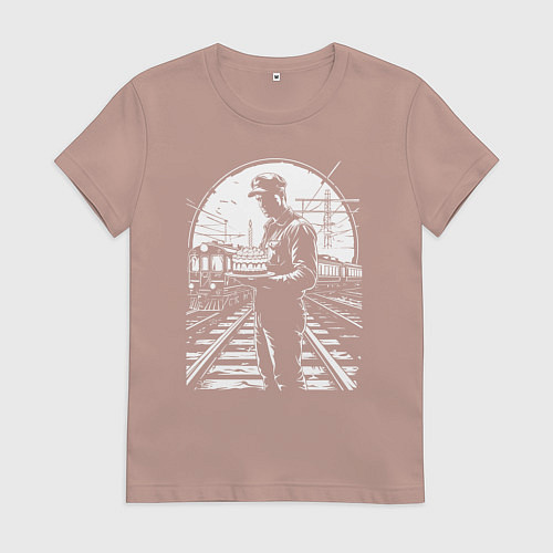Женская футболка Железнодорожник с тортом / Пыльно-розовый – фото 1