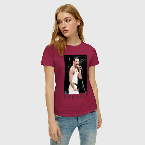 Женская футболка Queen: Freddie / Маджента – фото 3