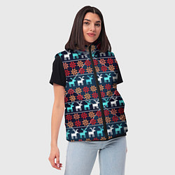 Женский жилет Новогодние олени и снежинки узор, цвет: 3D-красный — фото 2