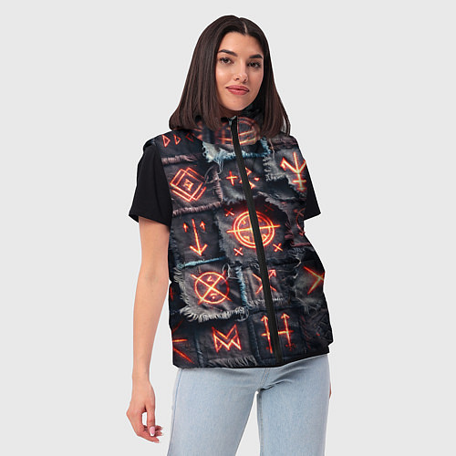 Женский жилет Символы викингов на пэчворк джинсах / 3D-Красный – фото 3