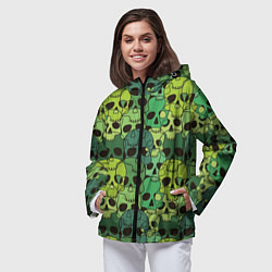 Ветровка с капюшоном женская Зеленые черепа - паттерн, цвет: 3D-черный — фото 2