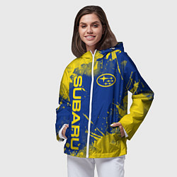 Ветровка с капюшоном женская SUBARU - СУБАРУ БРЫЗКИ КЛАССИЧЕСКИЕ, цвет: 3D-белый — фото 2