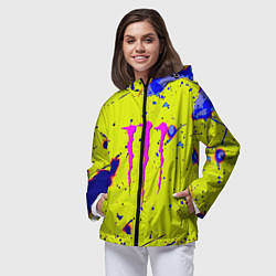 Ветровка с капюшоном женская Monster energy краски, цвет: 3D-черный — фото 2