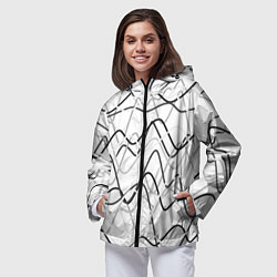 Ветровка с капюшоном женская Белый с серыми волнистыми полосами, цвет: 3D-черный — фото 2